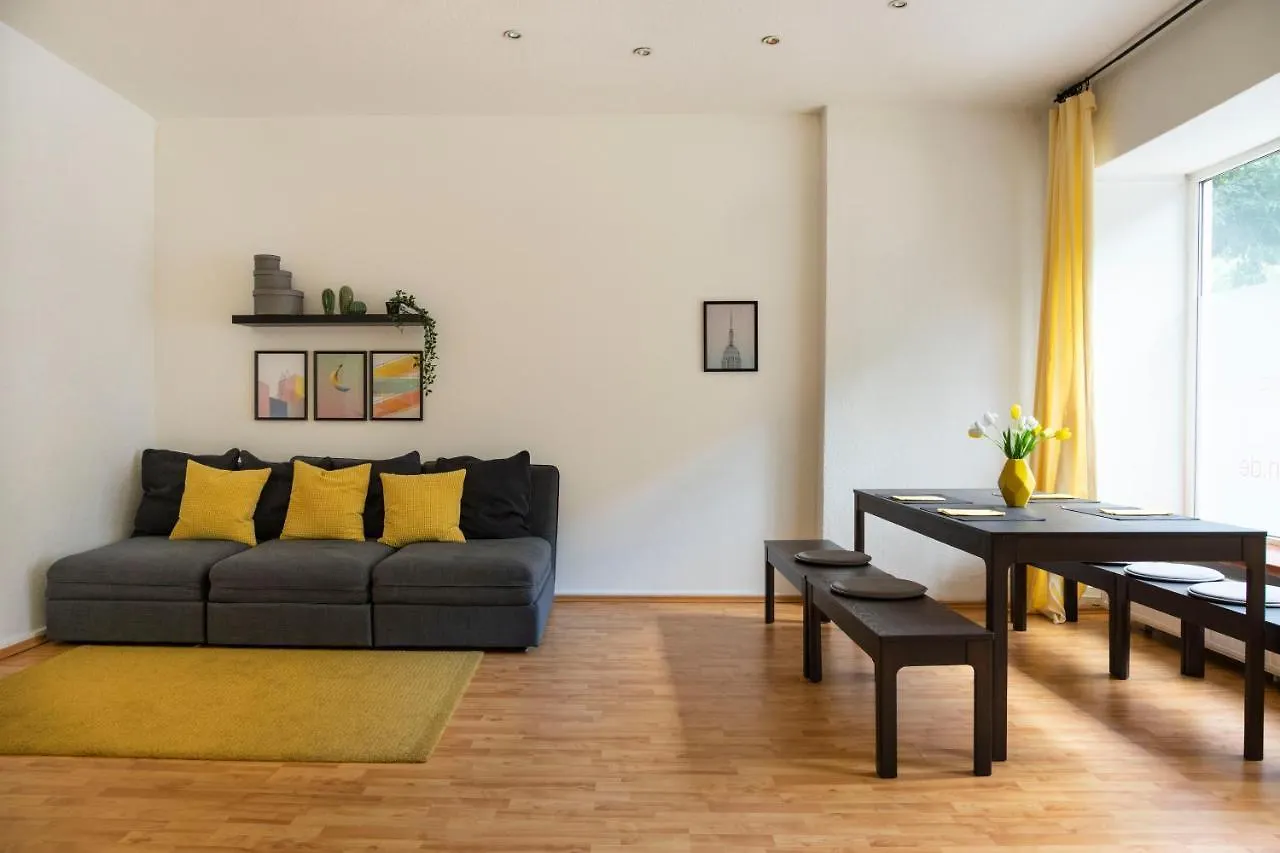 Cosy 2 Bedroom Apartment For 8 In Berlin Neukolln