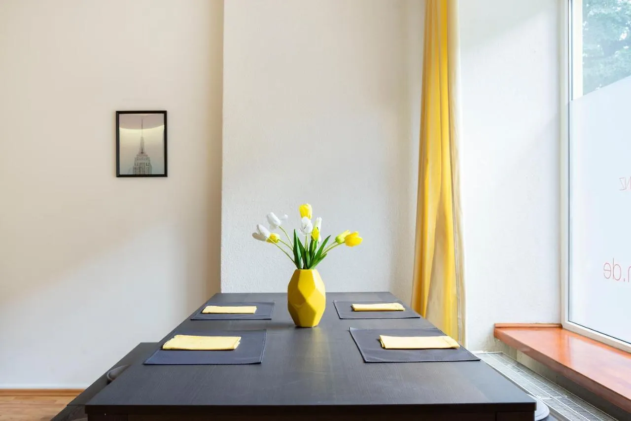 Cosy 2 Bedroom Apartment For 8 In Berlin Neukolln